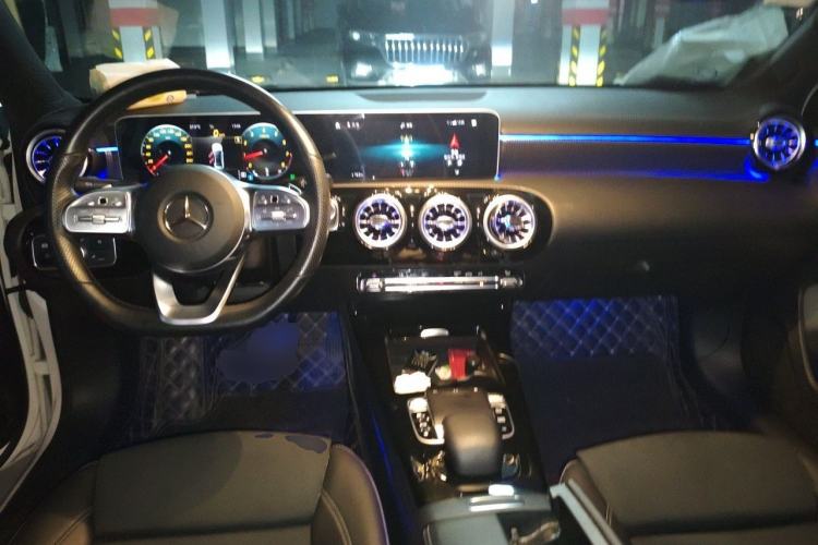 Used Mercedes-Benz A-Class 2019 A 200 L Sport Sedan Center Console