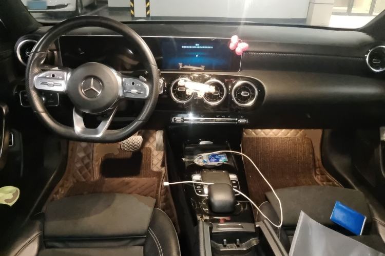 Used Mercedes-Benz A-Class 2019 Restyled A 200 L Sport Sedan Center Console