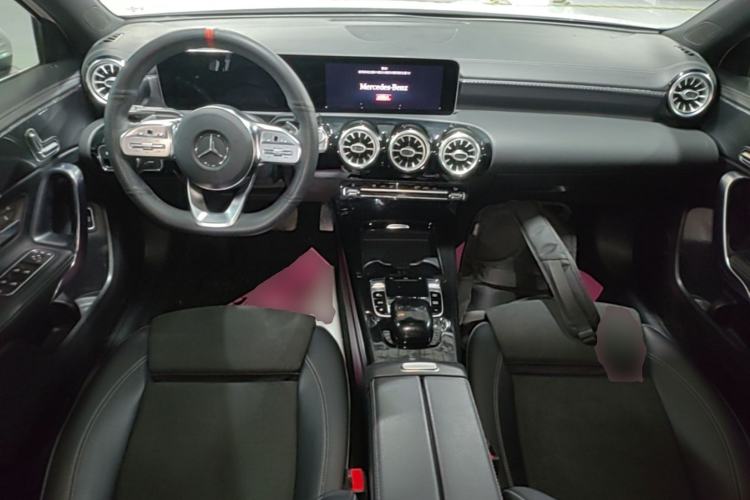 Used Mercedes-Benz A-Class 2019 Restyled A 200 L Sport Sedan Center Console