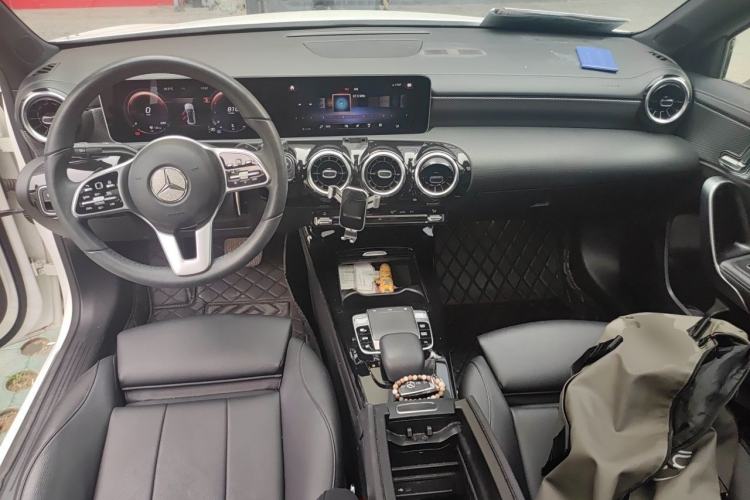 Used Mercedes-Benz A-Class 2019 Revised A 200 L Center Console