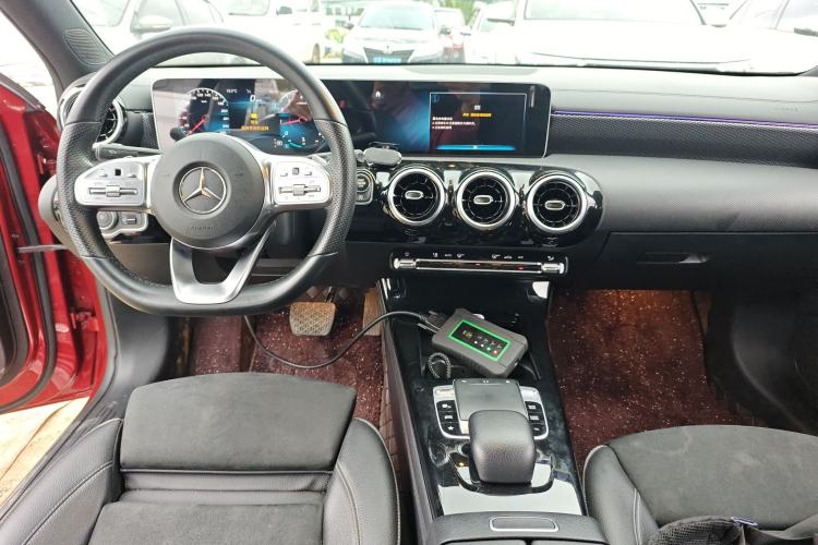 Used Mercedes-Benz A-Class 2019 A 200 L Sport Sedan Center Console