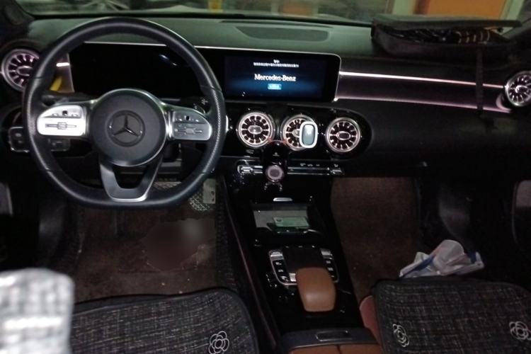Used Mercedes-Benz A-Class 2019 A 200 L Sport Sedan Center Console