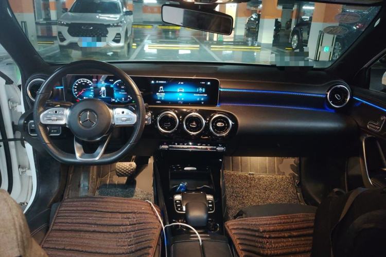 Used Mercedes-Benz A-Class 2019 A 200 L Sport Sedan Center Console