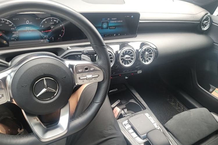 Used Mercedes-Benz A-Class 2019 Restyled A 200 L Sport Sedan Center Console