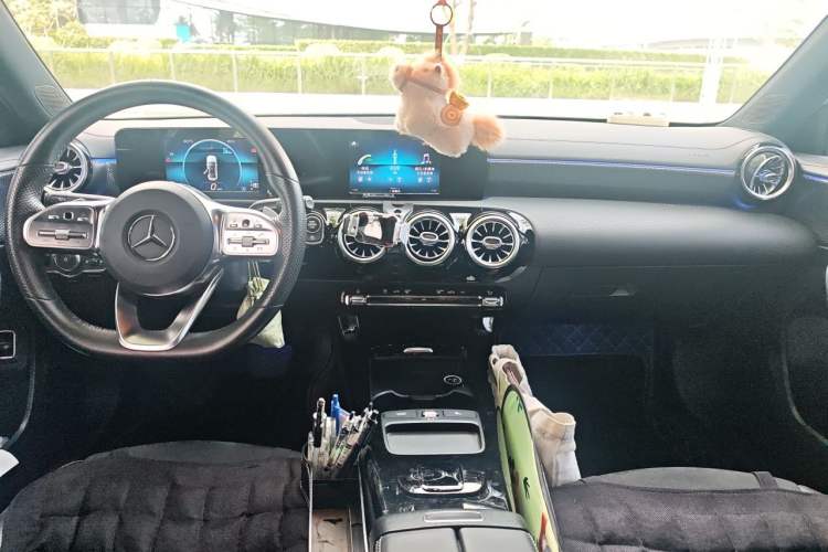 Used Mercedes-Benz A-Class 2019 Restyled A 180 L Sport Sedan Center Console