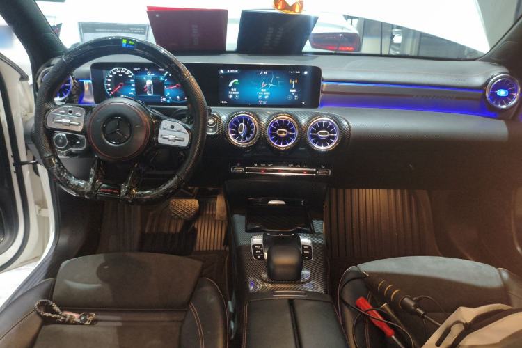 Used Mercedes-Benz A-Class 2019 A 200 L Sport Sedan First Edition Special Edition Center Console
