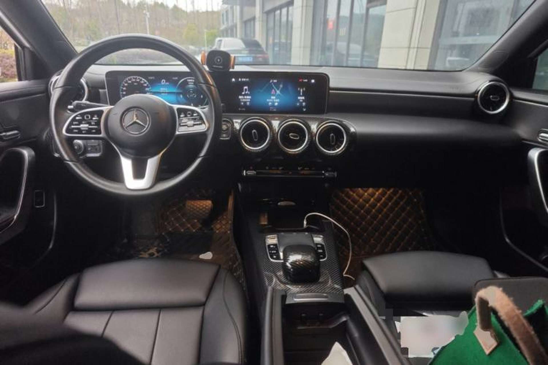 Used Mercedes-Benz A-Class 2019 A 200 L Center Console