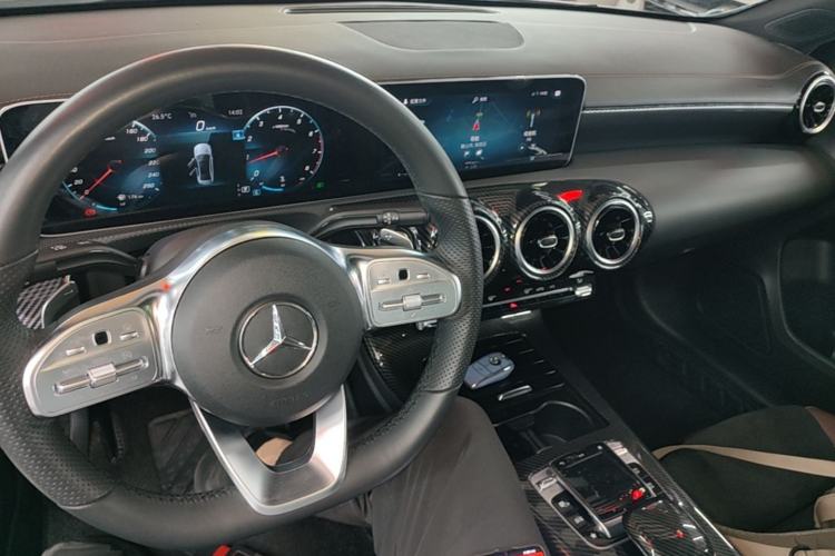Used Mercedes-Benz A-Class 2019 A 200 L Sport Sedan Center Console