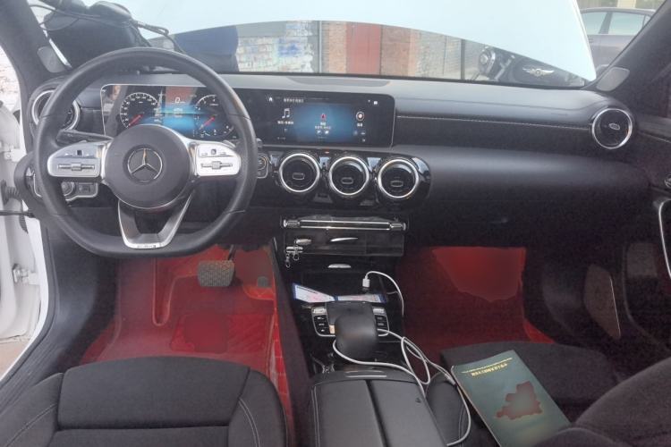Used Mercedes-Benz A-Class 2019 Restyled A 200 L Sport Sedan Center Console