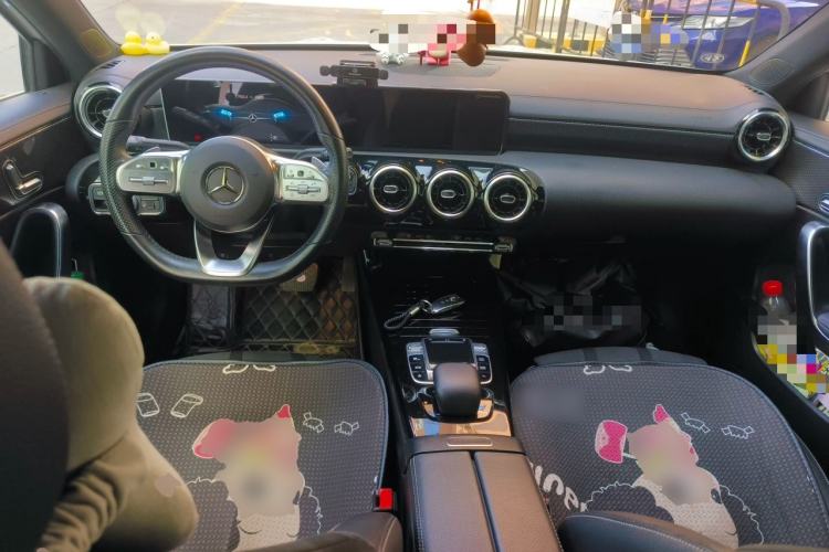 Used Mercedes-Benz A-Class 2019 Restyled A 200 L Sport Sedan Center Console