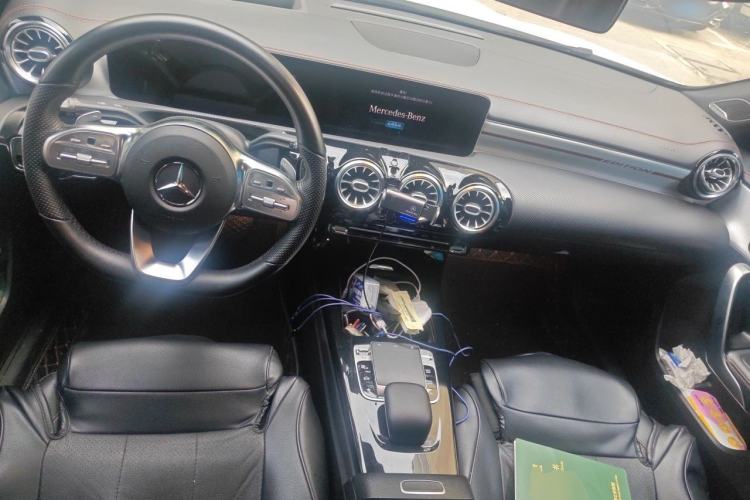 Used Mercedes-Benz A-Class 2019 A 200 L Sport Sedan First Edition Special Edition Center Console