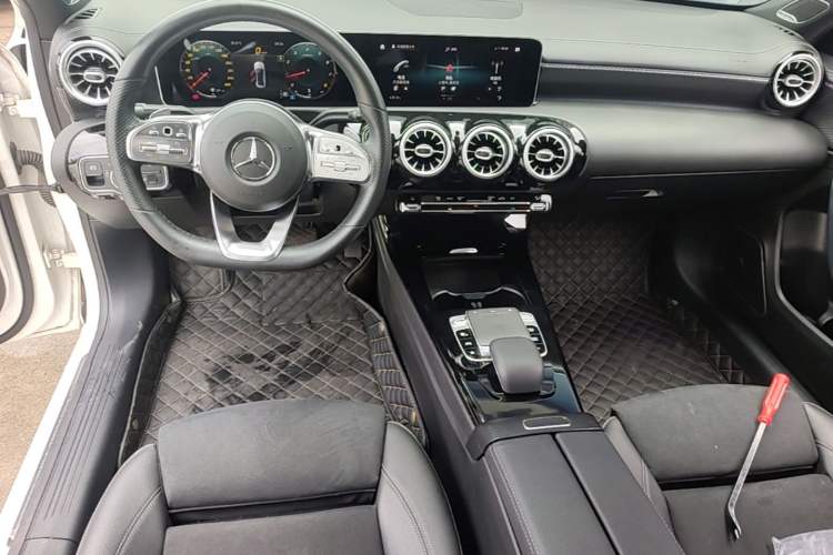 Used Mercedes-Benz A-Class 2019 Restyled A 200 L Sport Sedan Center Console