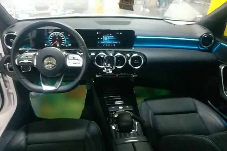 Used Mercedes-Benz A-Class 2019 A 180 L Sport Sedan Center Console