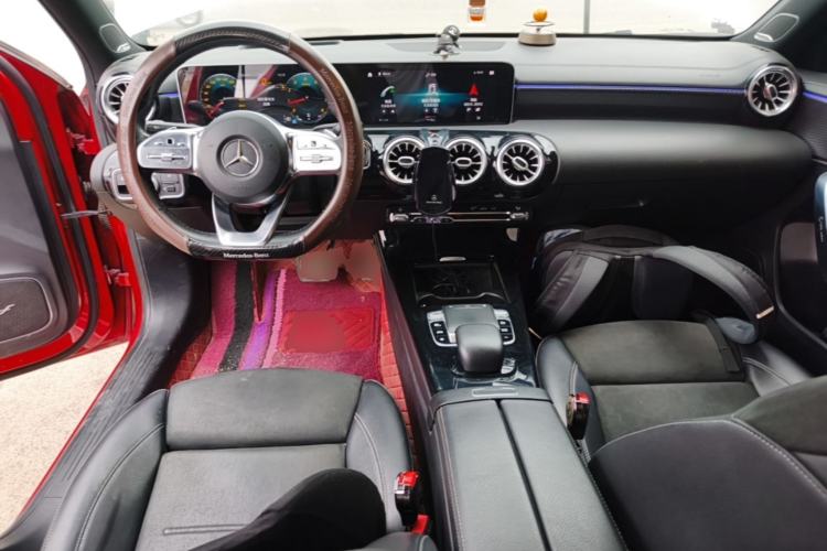 Used Mercedes-Benz A-Class 2019 A 200 L Sport Sedan Center Console