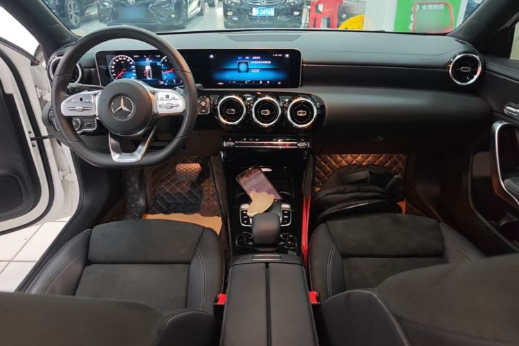 Used Mercedes-Benz A-Class 2019 A 200 L Sport Sedan Center Console