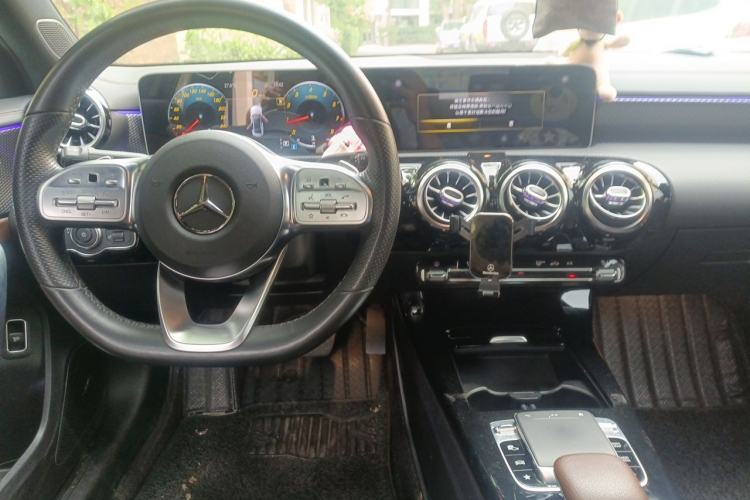 Used Mercedes-Benz A-Class 2019 A 200 L Sport Sedan Center Console