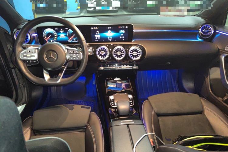 Used Mercedes-Benz A-Class 2019 A 200 L Sport Sedan Center Console