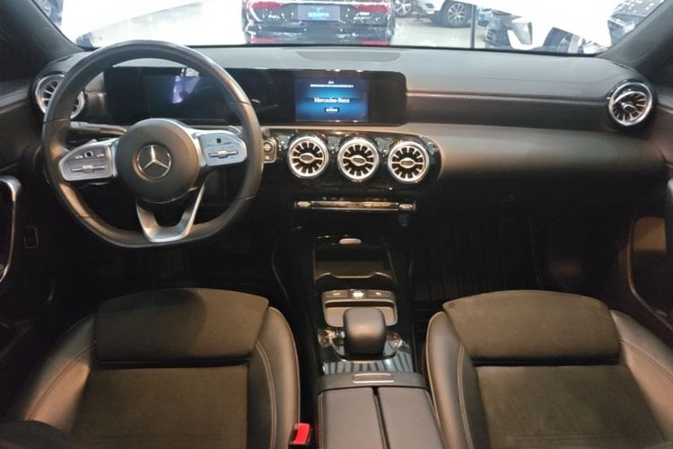 Used Mercedes-Benz A-Class 2019 A 180 L Sport Sedan Center Console