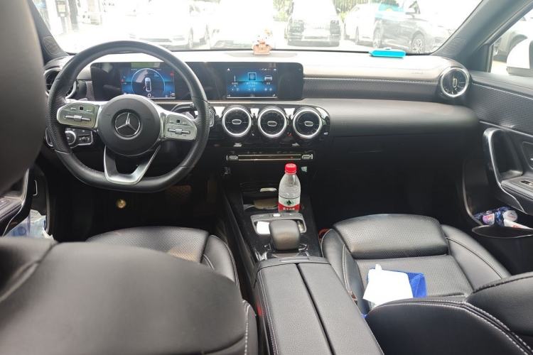 Used Mercedes-Benz A-Class 2019 Restyled A 180 L Sport Sedan Center Console