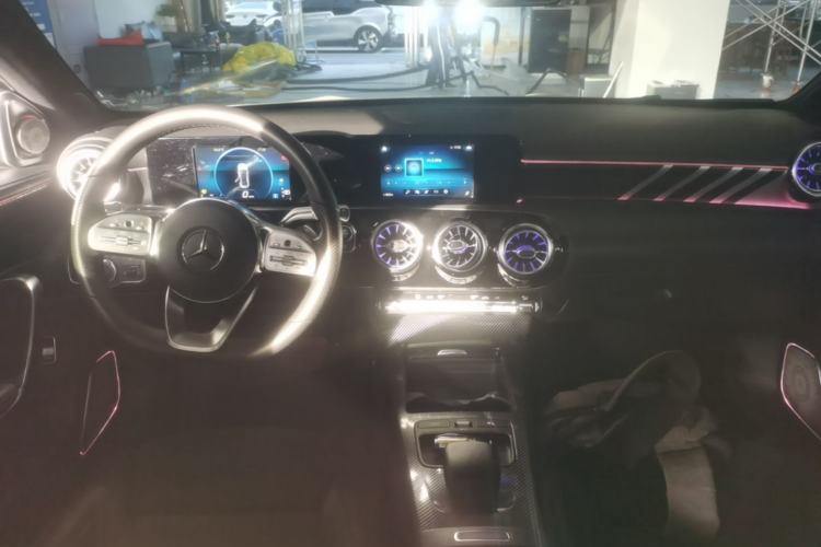 Used Mercedes-Benz A-Class 2019 A 180 L Sport Sedan Center Console
