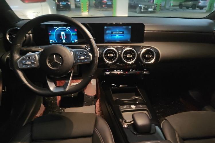 Used Mercedes-Benz A-Class 2019 A 180 L Sport Sedan Center Console