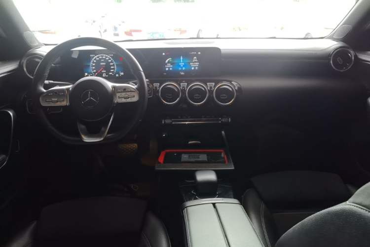 Used Mercedes-Benz A-Class 2019 A 180 L Sport Sedan Center Console