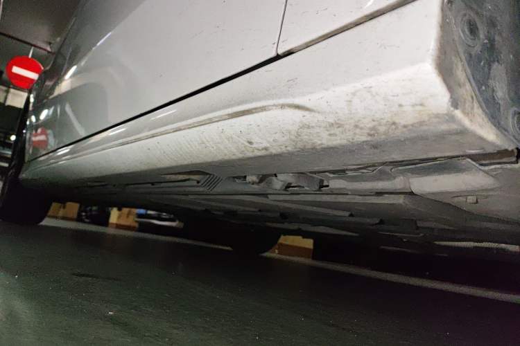 Used Mercedes-Benz A-Class 2019 A 180 L Sport Sedan Chassis Front Right