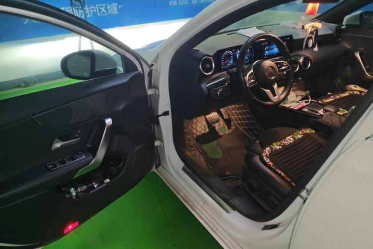 Used Mercedes-Benz A-Class 2019 A 200 Dynamic Edition Driver Seat