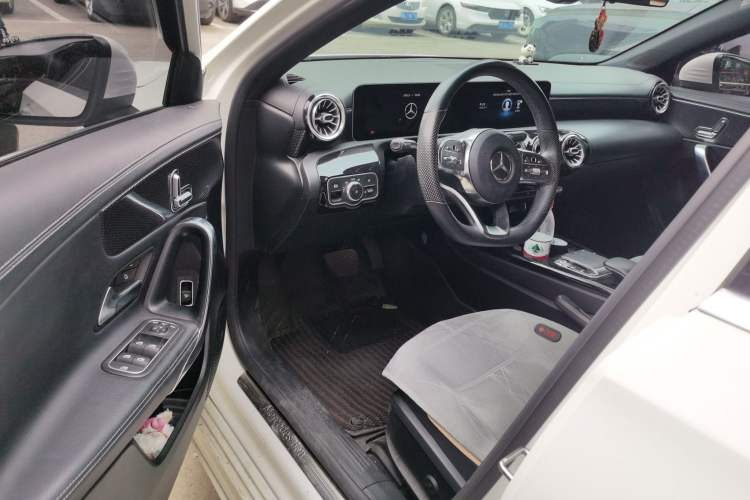 Used Mercedes-Benz A-Class 2019 Restyled A 200 L Sport Sedan Driver Seat