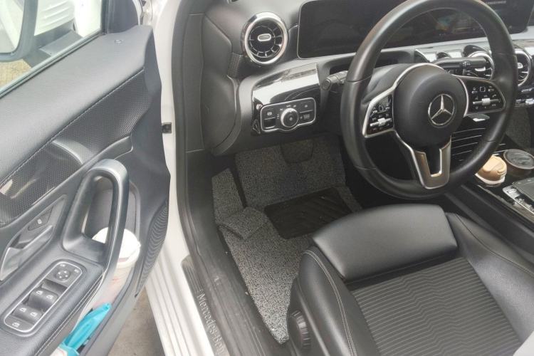 Used Mercedes-Benz A-Class 2019 A 200 Dynamic Edition Driver Seat