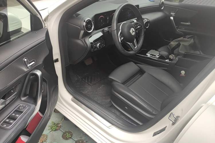 Used Mercedes-Benz A-Class 2019 Revised A 200 L Driver Seat