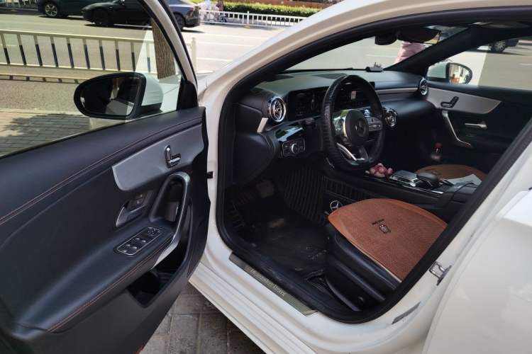 Used Mercedes-Benz A-Class 2019 A 200 L Sport Sedan First Edition Special Edition Driver Seat