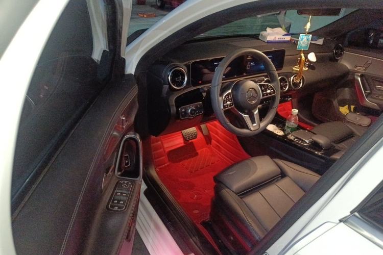Used Mercedes-Benz A-Class 2019 A 200 L Driver Seat