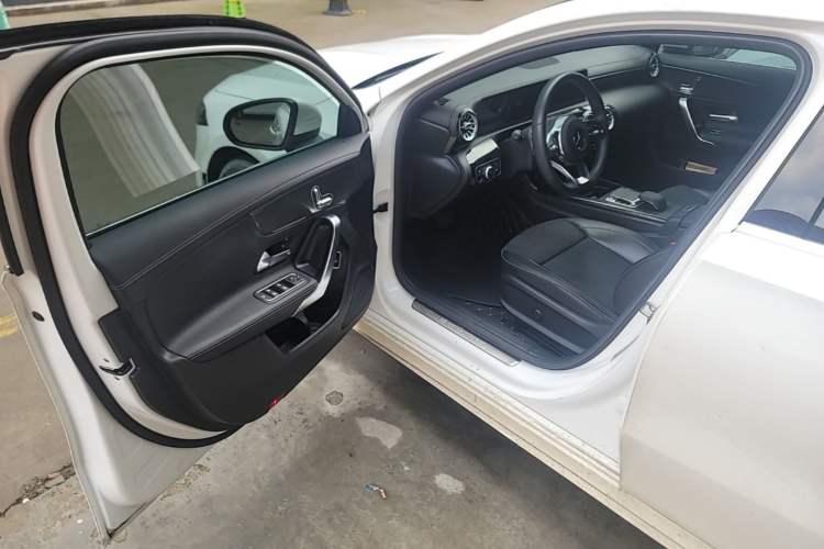 Used Mercedes-Benz A-Class 2019 Restyled A 200 L Sport Sedan Driver Seat