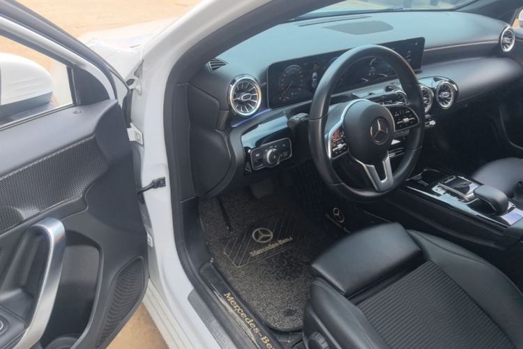 Used Mercedes-Benz A-Class 2019 A 200 Dynamic Edition Driver Seat