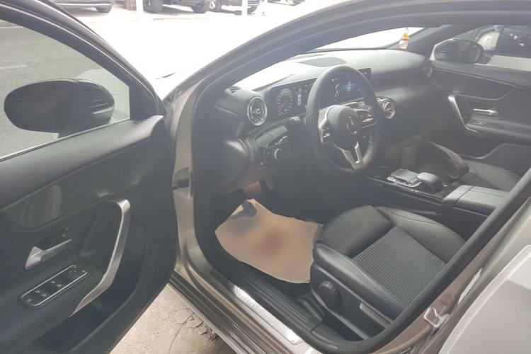 Used Mercedes-Benz A-Class 2019 A 200 Dynamic Edition Driver Seat