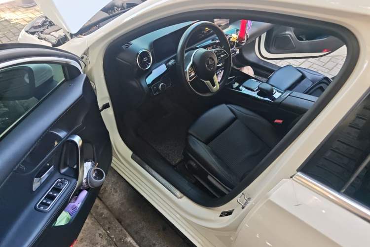 Used Mercedes-Benz A-Class 2019 A 200 Dynamic Edition Driver Seat