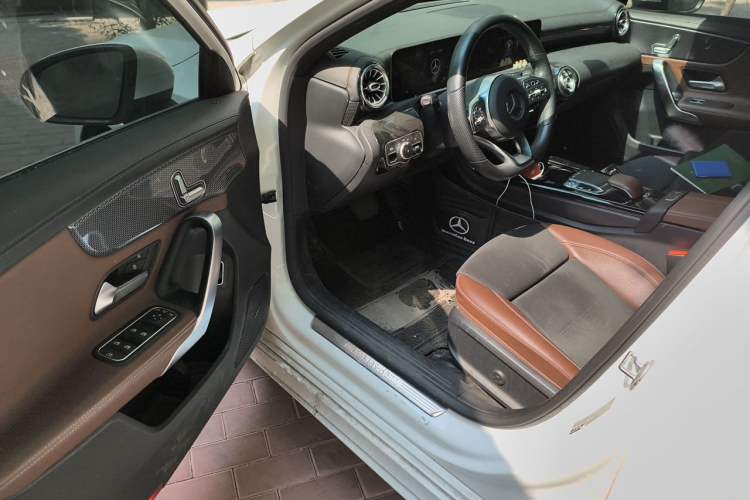 Used Mercedes-Benz A-Class 2019 Restyled A 200 L Sport Sedan Driver Seat
