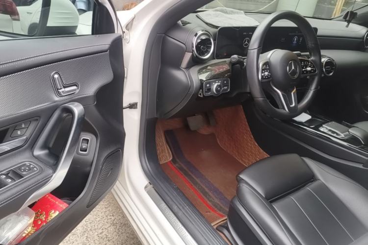 Used Mercedes-Benz A-Class 2019 A 200 L Driver Seat