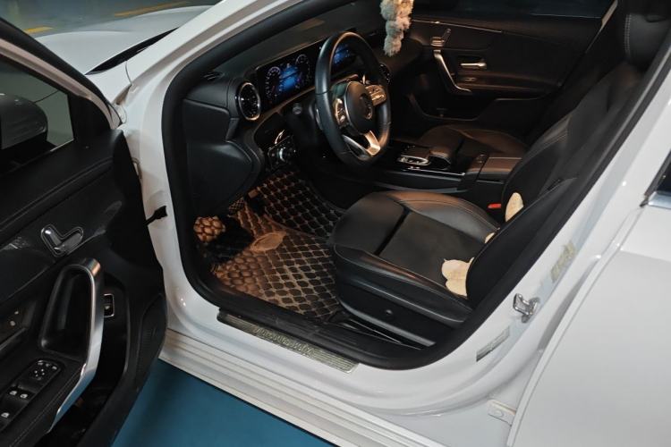 Used Mercedes-Benz A-Class 2019 Restyled A 200 L Sport Sedan Driver Seat
