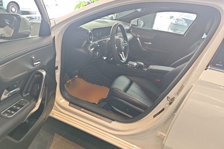 Used Mercedes-Benz A-Class 2019 A 200 L Driver Seat