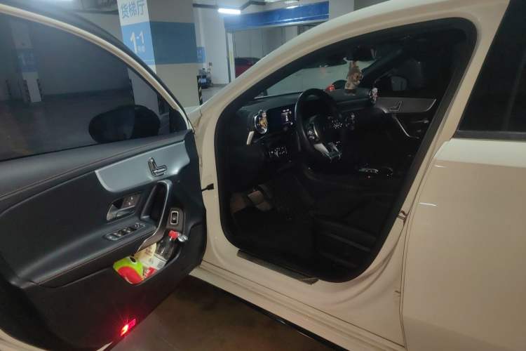 Used Mercedes-Benz A-Class 2019 A 200 L Sport Sedan First Edition Special Edition Driver Seat