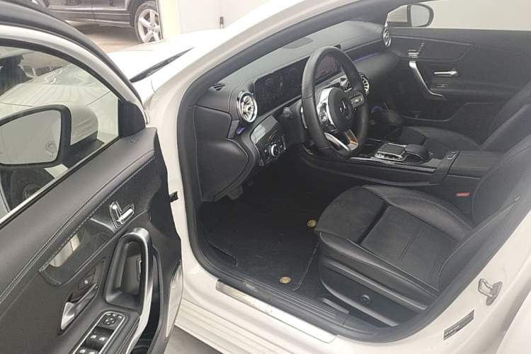Used Mercedes-Benz A-Class 2019 Restyled A 200 L Sport Sedan Driver Seat