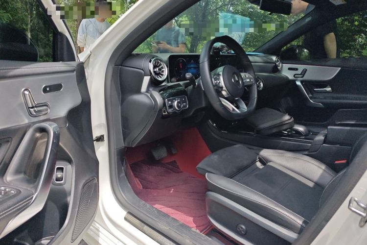 Used Mercedes-Benz A-Class 2019 A 220 L 4MATIC Sport Sedan Driver Seat