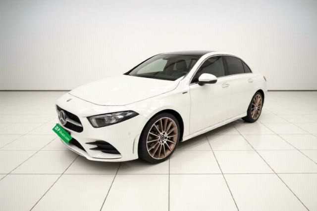 Mercedes-Benz A-Class 2019 A 200 L Sport Sedan First Edition Special Edition с пробегом