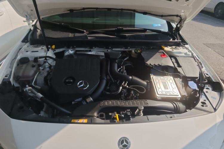 Used Mercedes-Benz A-Class 2019 A 200 Dynamic Edition Engine Bay