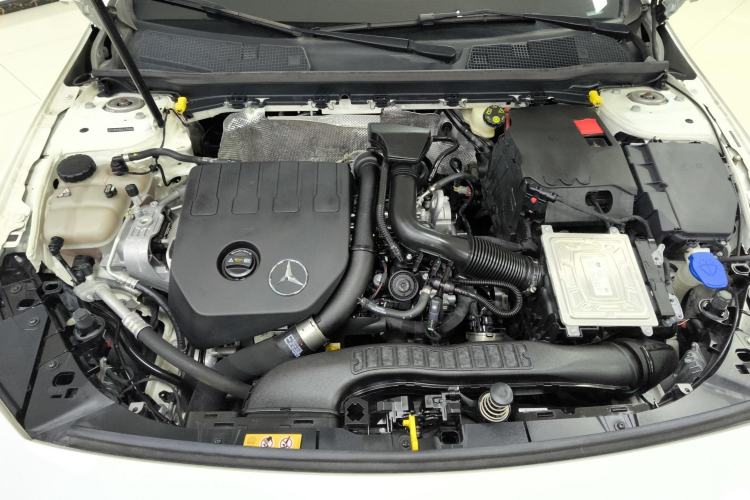 Used Mercedes-Benz A-Class 2019 A 200 Dynamic Edition Engine Bay