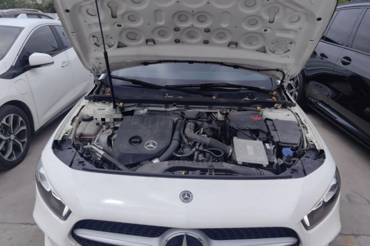 Used Mercedes-Benz A-Class 2019 A 200 Dynamic Edition Engine Bay