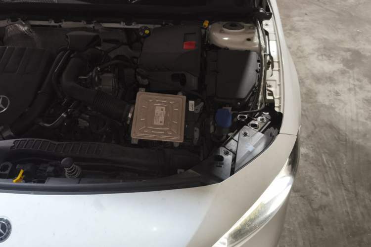 Used Mercedes-Benz A-Class 2019 Restyled A 200 L Sport Sedan Engine Bay Left