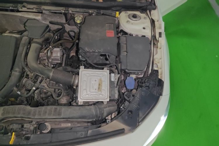 Used Mercedes-Benz A-Class 2019 A 200 Dynamic Edition Engine Bay Left